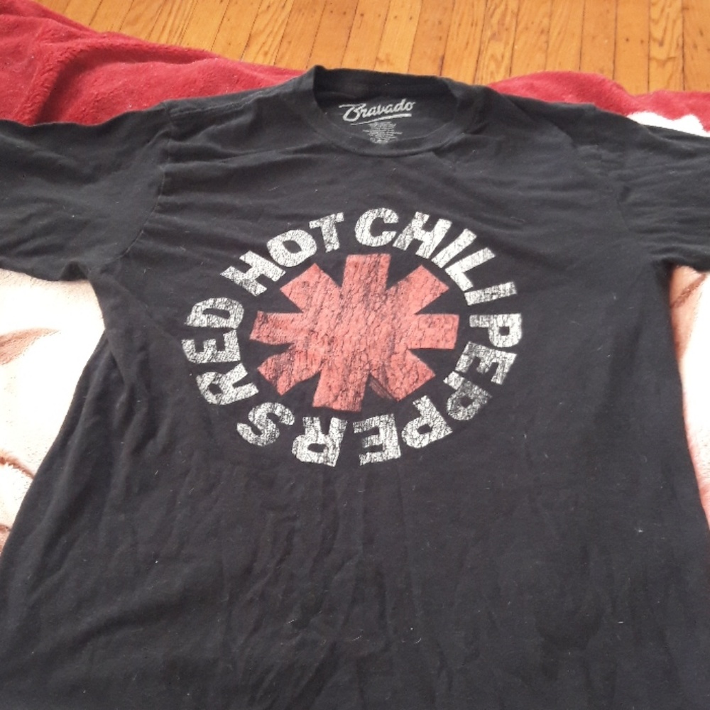Men's Medium Red Hot Chili Peppers Tshirt